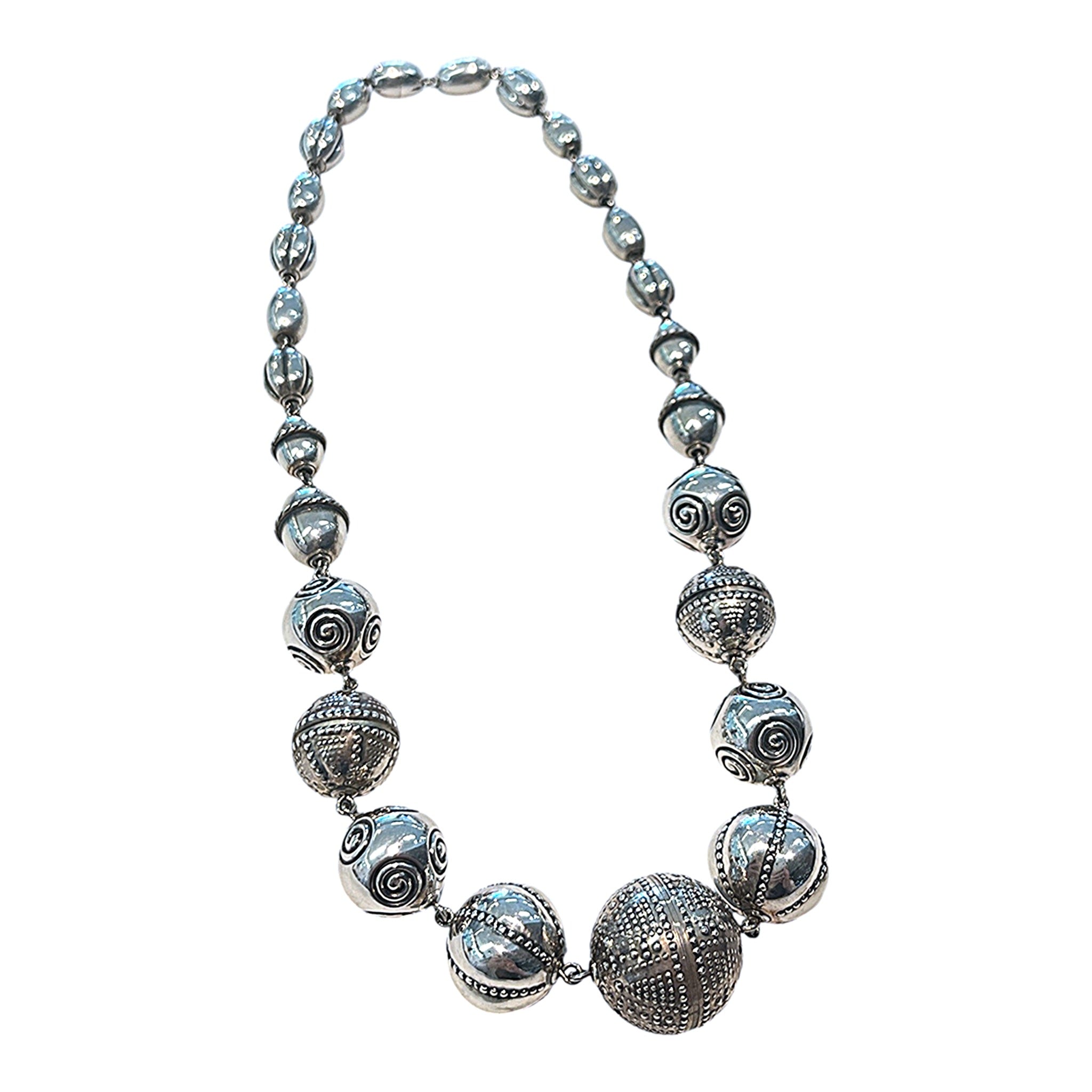 Kalevala hopea Halikon käädyt