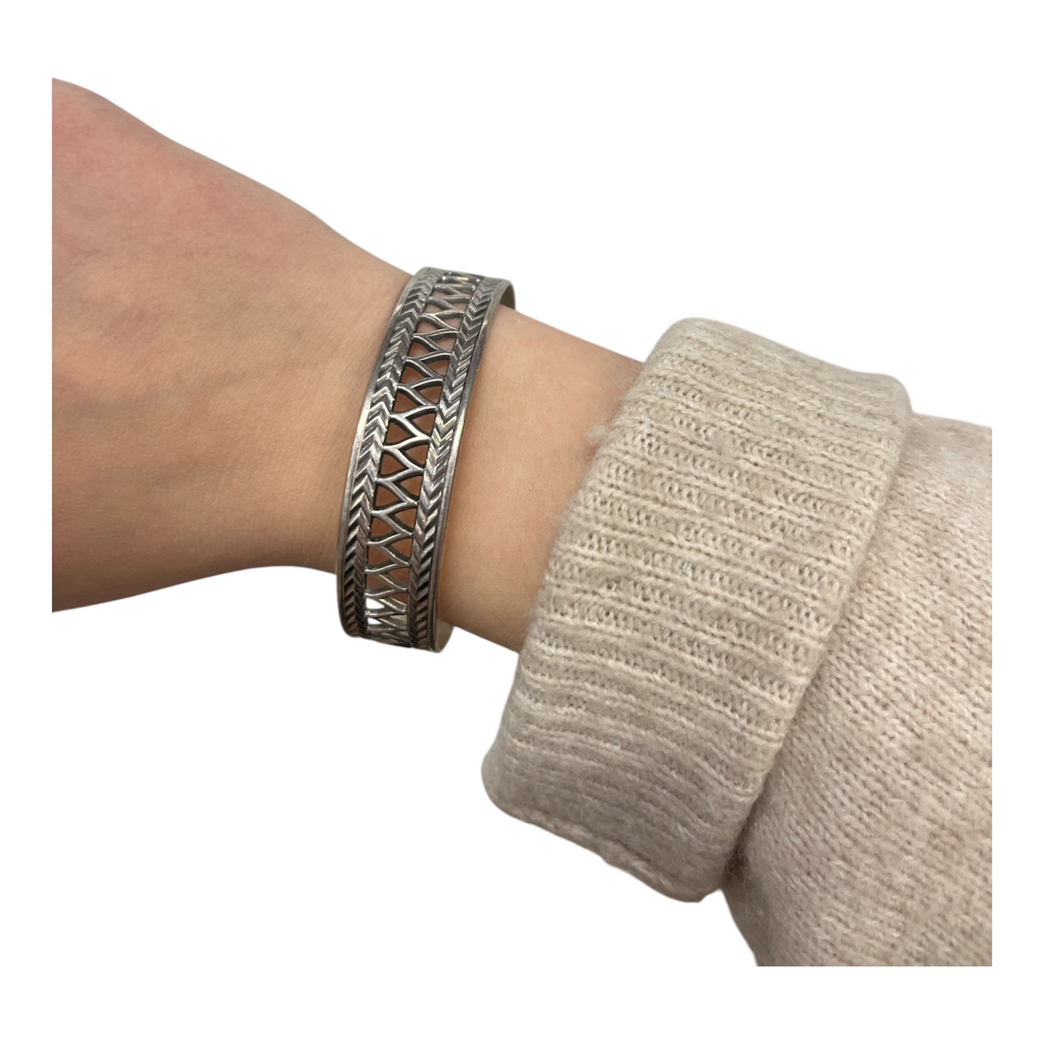 Kalevala hopea Uskelan rannekoru 67mm