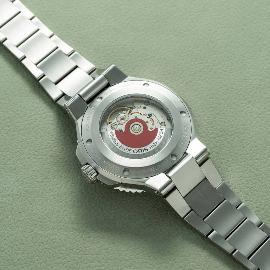 Oris Aquis Date Taste of Summer 01 733 7787 4137-07 8 22 04PEB