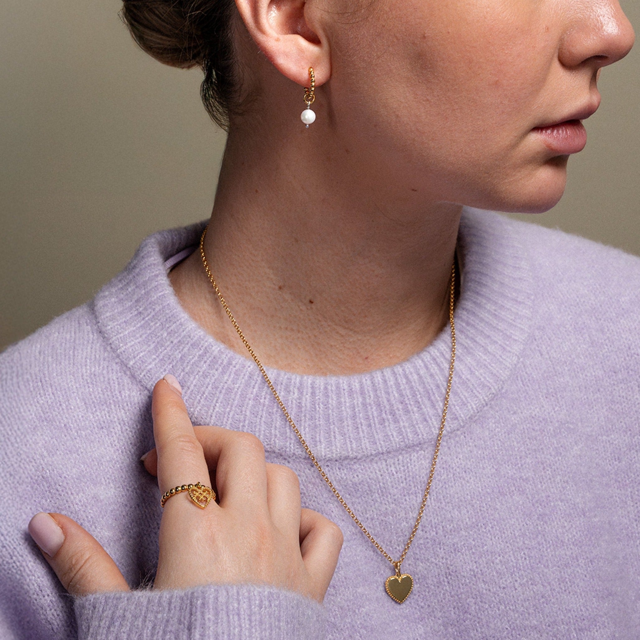 Lumoava Helmi kaulakoru kullattua hopeaa L66264100000