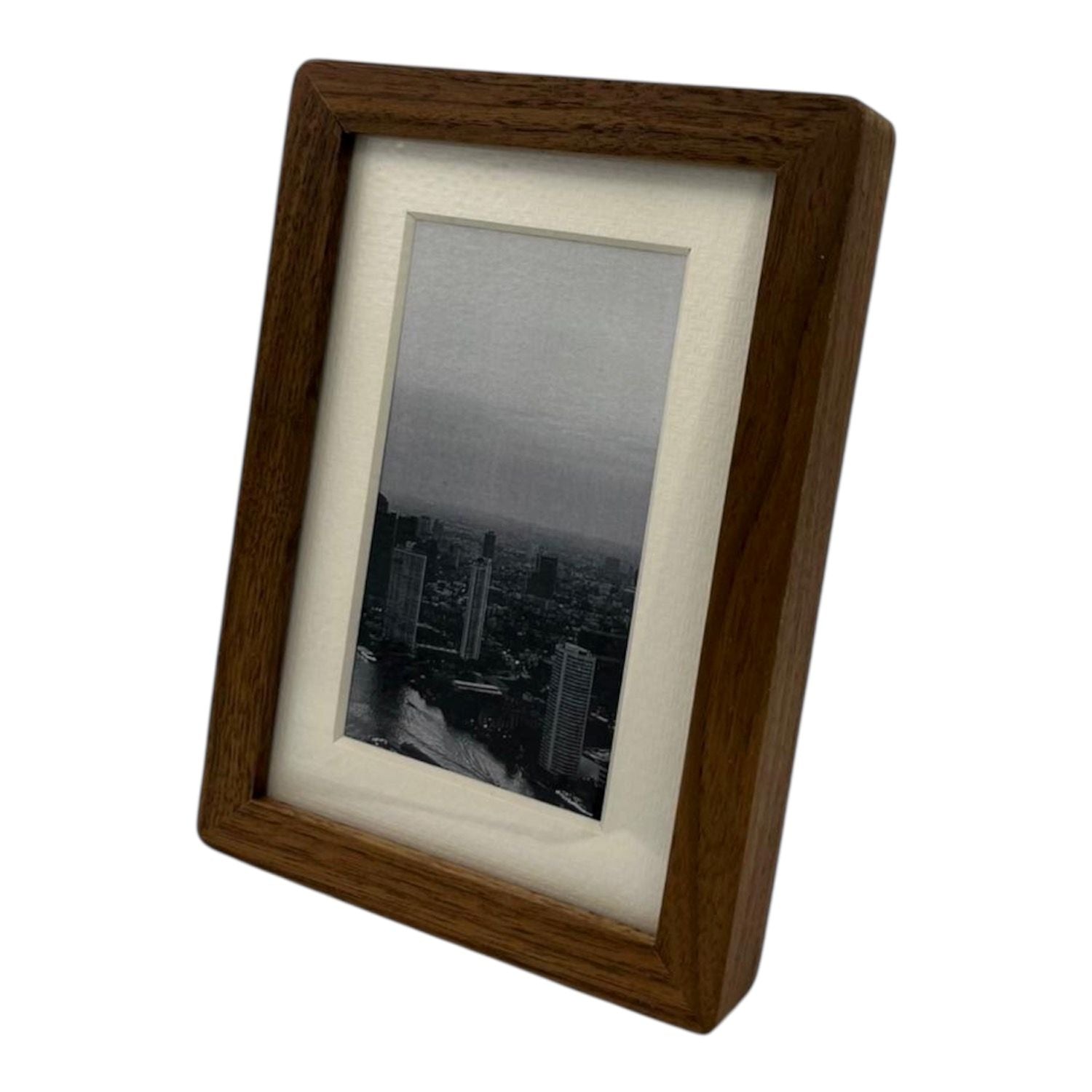 Valokuvakehys pähkinäpuu 148 x 198mm